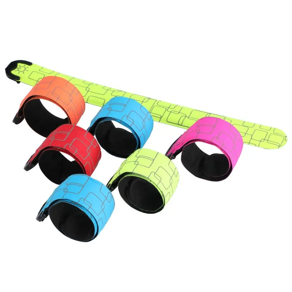 

Battery Style Night Running Armband USB Rechargeable High Visibility Reflective Running Gear Light Weight 5 Colors