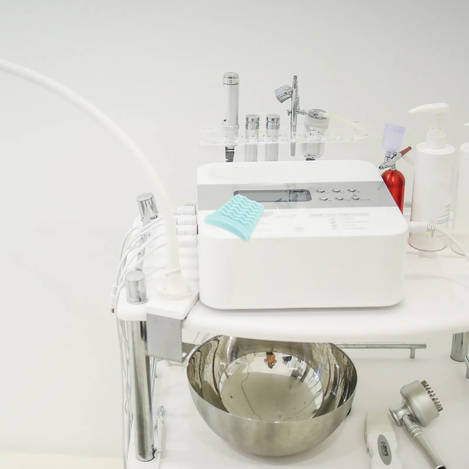 

Набор из 12 компактных легких силиконовых насадок для ультразвукового скрабера для кожи, совместимых с большинством лопаток-скраберов для лица, устойчивых к ожогам, моющихся