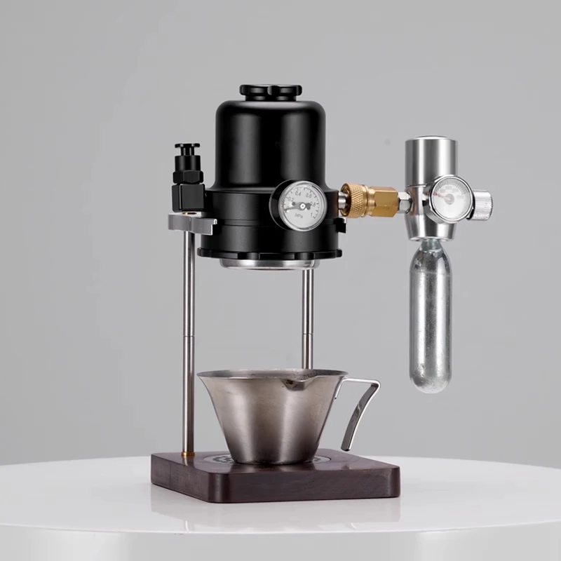Outdoor Camping Por Pneumatic Espresso Coffee Machine Small Handheld Stabilized Pressure Extraction Coffee Maker for Home
