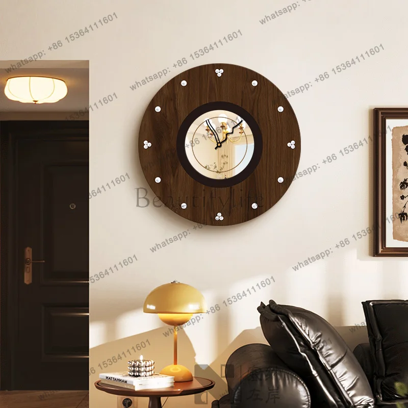 Design Korean Wall Clock European Designer Nordic Luxury Wall Clock Round Hands Unusual Digital Metal Horloge Room Decorarion