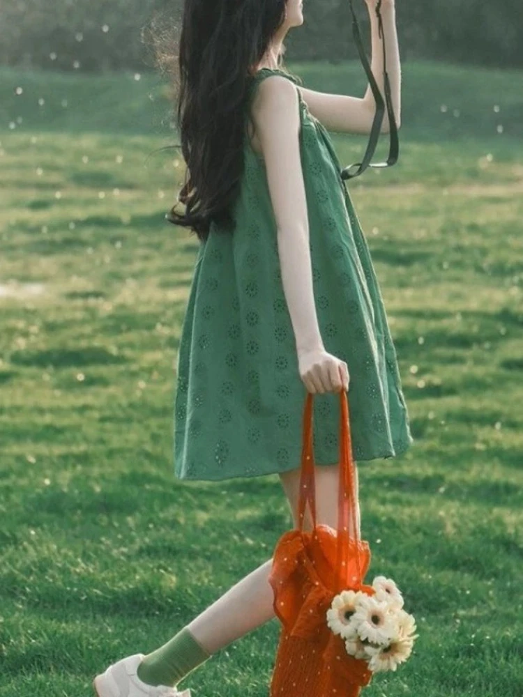 Grünes Kleid mit Blumendruck, Rundhalsausschnitt, ärmellos, A-Linie, lockeres Kleid, Wald-Pastoral-Stil, einzigartiges, atemberaubendes, hübsches Leibchenkleid