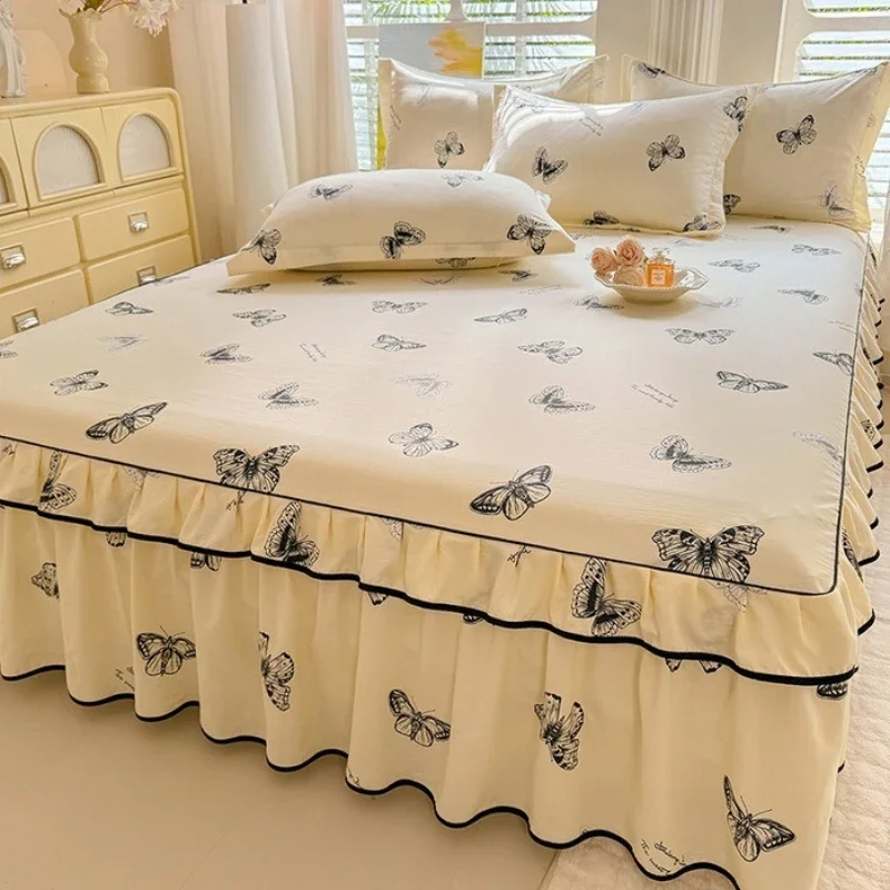 Black Lock Edge Pleated Bed Apron Decorative Cover Fabric Bedding Moisture Absorbing and Breathable Not Easily Stuffy Bed Skirts