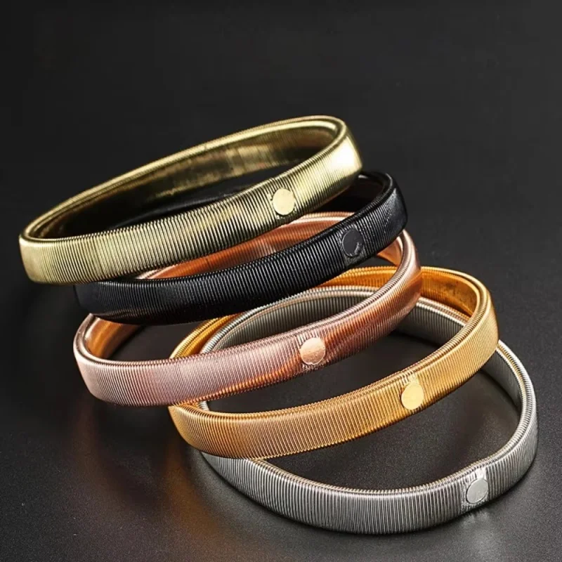 Klassischer Stil, 1/2 Stück, rutschfeste, elastische Hemdärmelhalter, Metallarmbänder, Stretch-Strumpfbänder für Damen und Herren, praktisch – Detail 4
