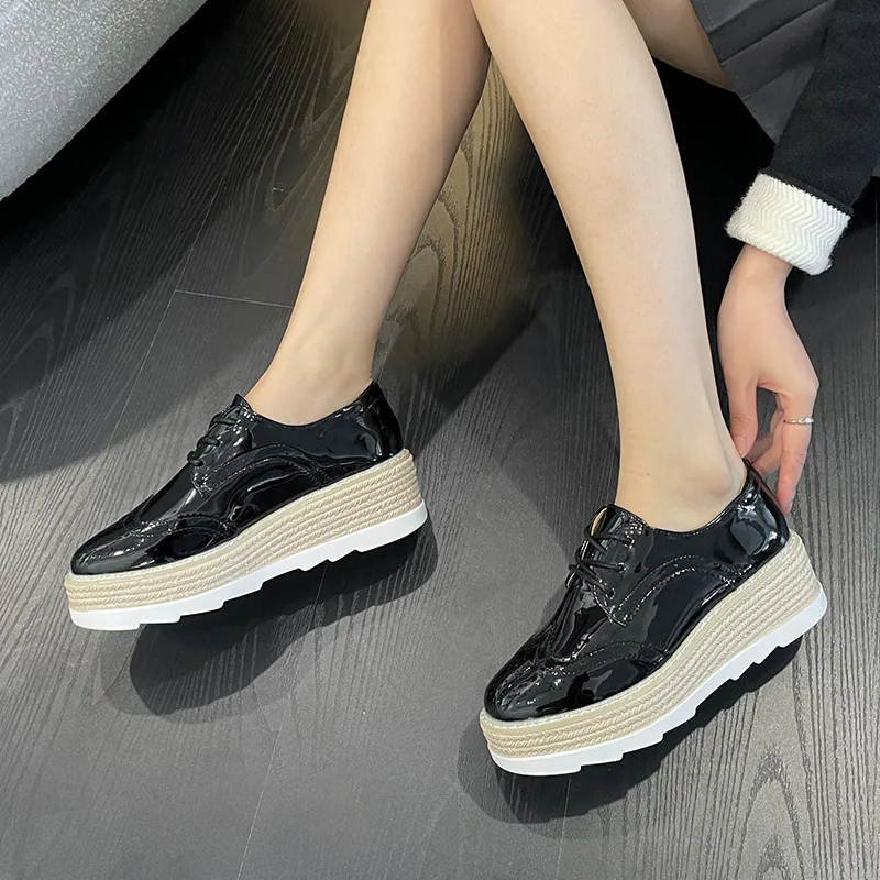 

Summer Shoes Ladies Female Footwear Clogs Platform Casual Sneaker All-Match Oxfords Women's 2024 Dress New Creepers Leather Lace