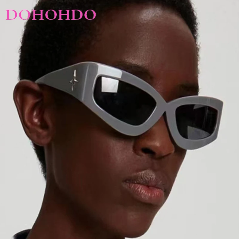 

New Fashion Punk Women Men Personality Sunglasses Vintage Cat Eye Shades Trendy Brand Design Eyeglasses Travelling Eyewear UV400