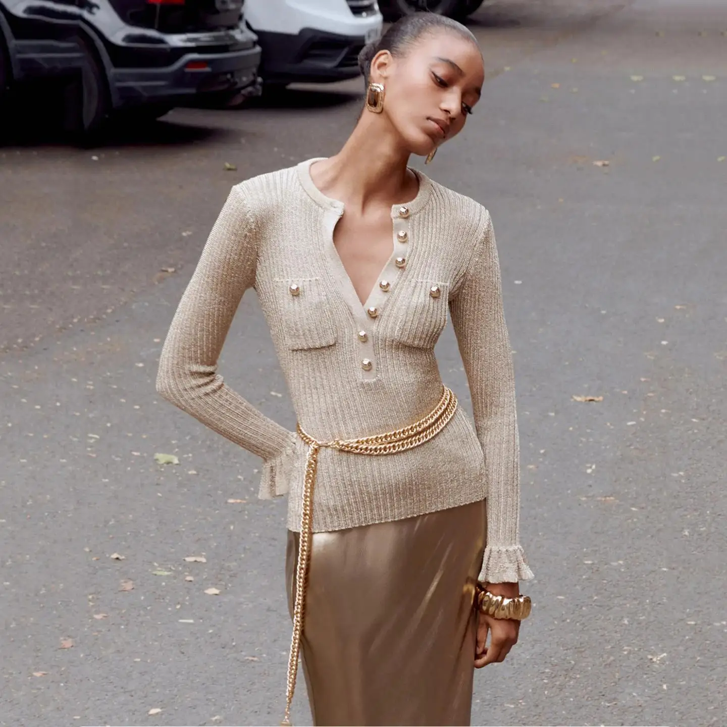 

Элегантный золотистый вязаный свитер с воротником хенли и поясом MaSandeSP Home, осенне-зимняя новинка, комфортный крой, длинный рукав, тонкая вязка