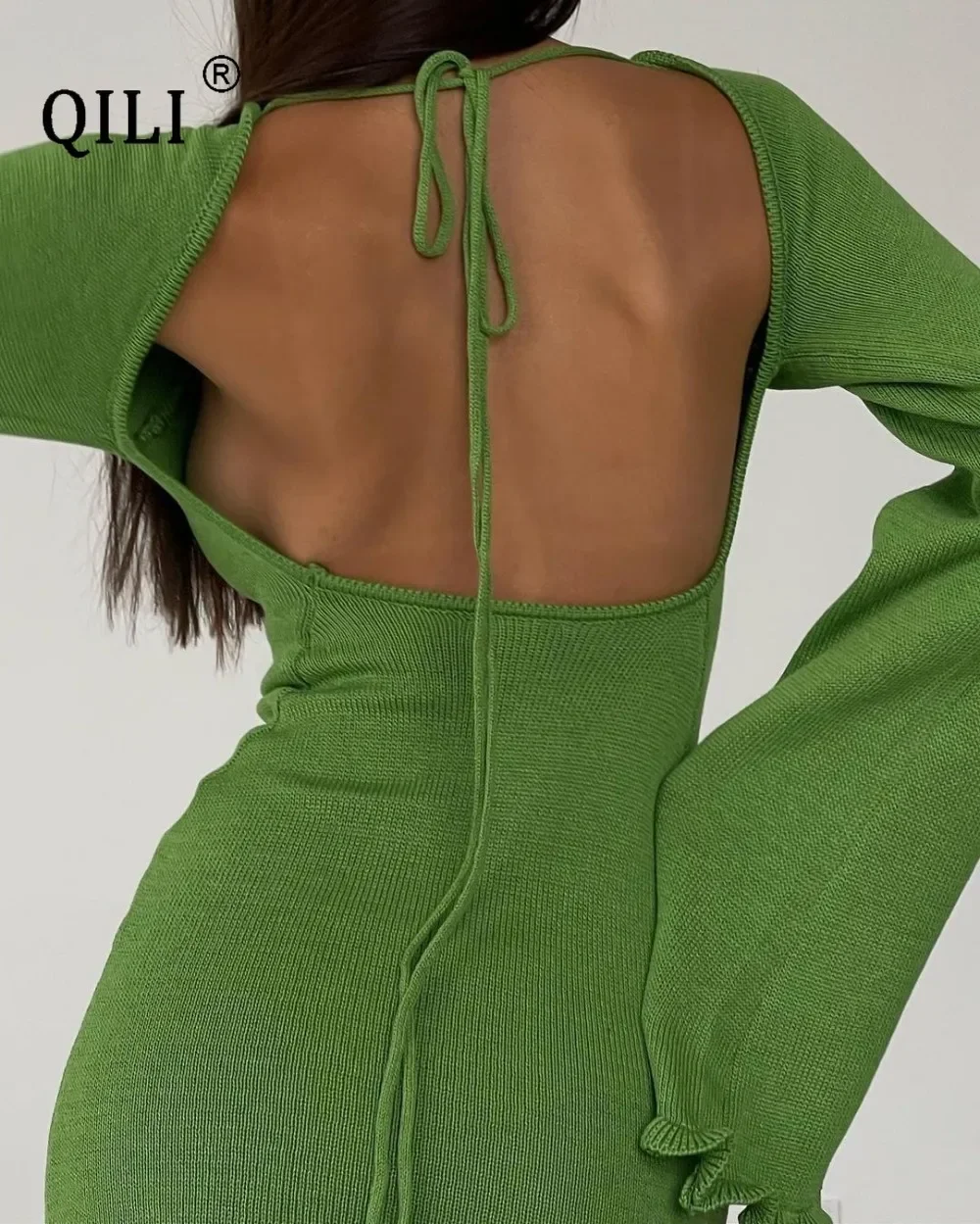 

QILI-Long Sleeved Knitted Backless Sexy Dress, Flared Sleeve, Tight Holiday Dress, Cross-Border, Autumn, Winter, 2023