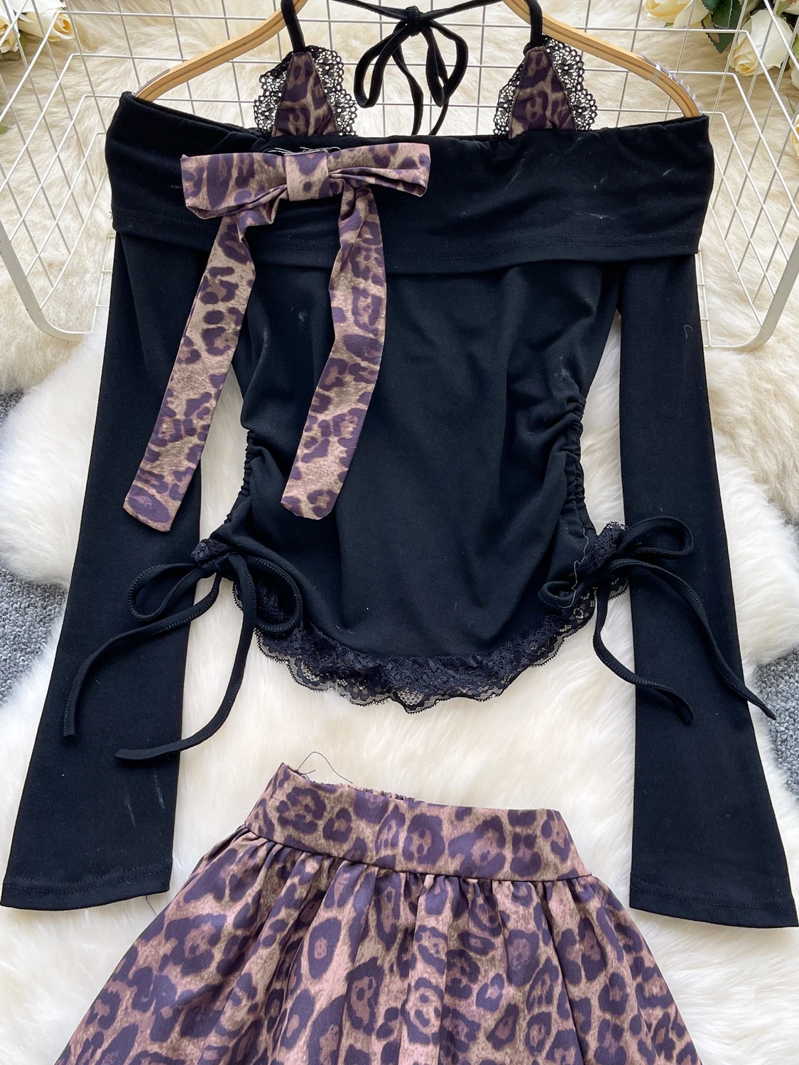 College Sle Agel Design Un hombro Cintura alta Largo Sve Slim Fit Top y falda Conjunto Estampado de leopardo Casual Faion