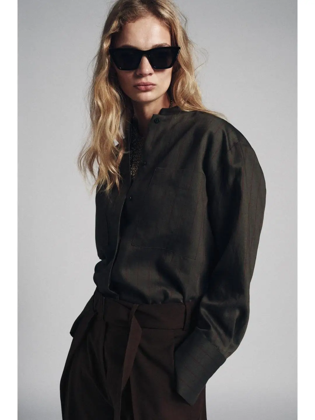 

Casual Sle Asymmetric round Hem Long Sve Striped Stand Collar irt Women's Comfortable Breathable Straight Cut irt