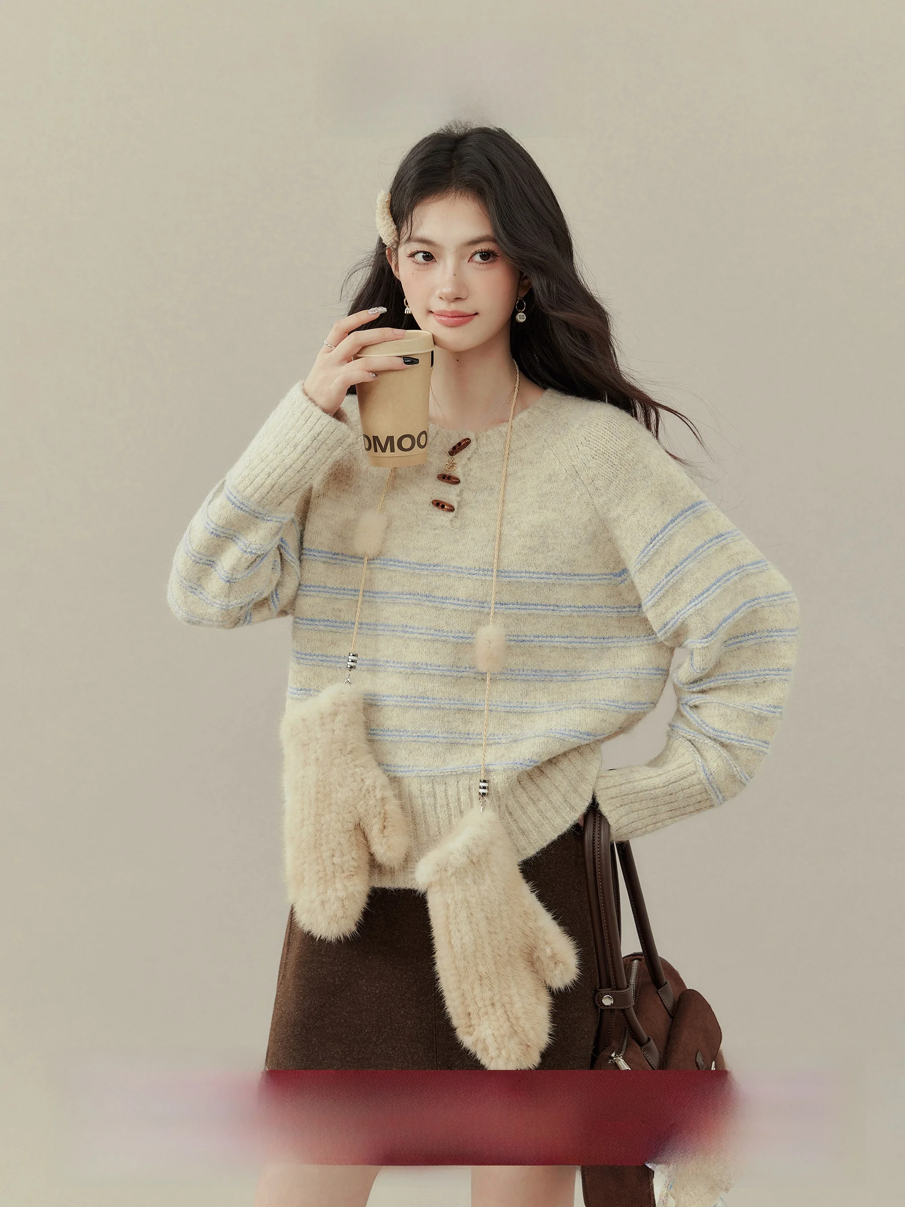 

Женский вязаный свитер Ouyang Xi в полоску с круглым вырезом, повседневный, с цветными блоками, зимний, новый дизайн, приталенный, с длинными рукавами, с декором в виде шариков