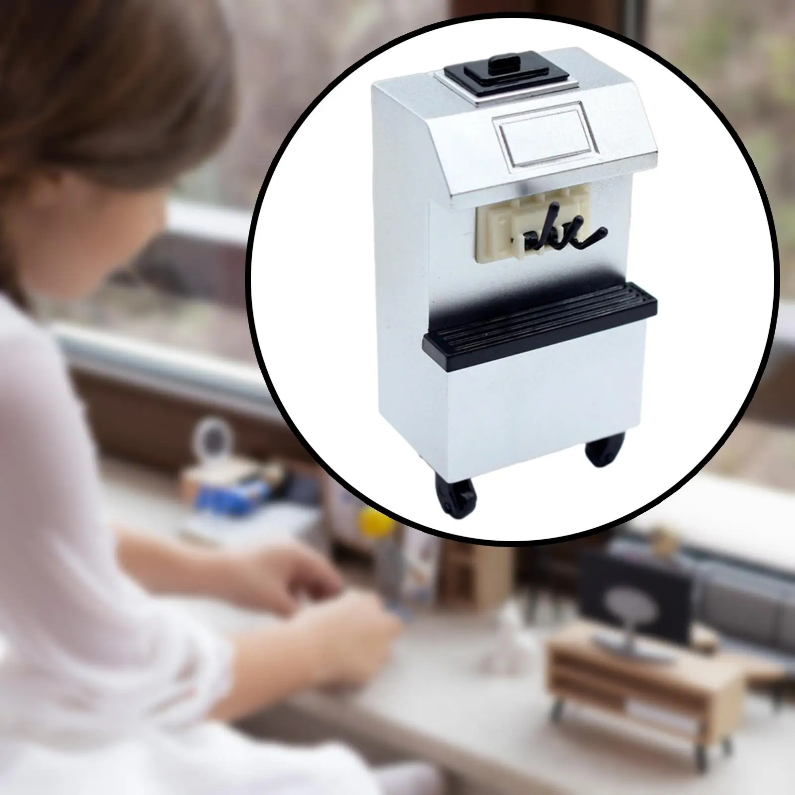 

1:6 1:12 Dollhouse Ice Cream Maker Scene Life Scene Pretend Play Kitchen Furniture Model for Boys Girls Children Party Favor