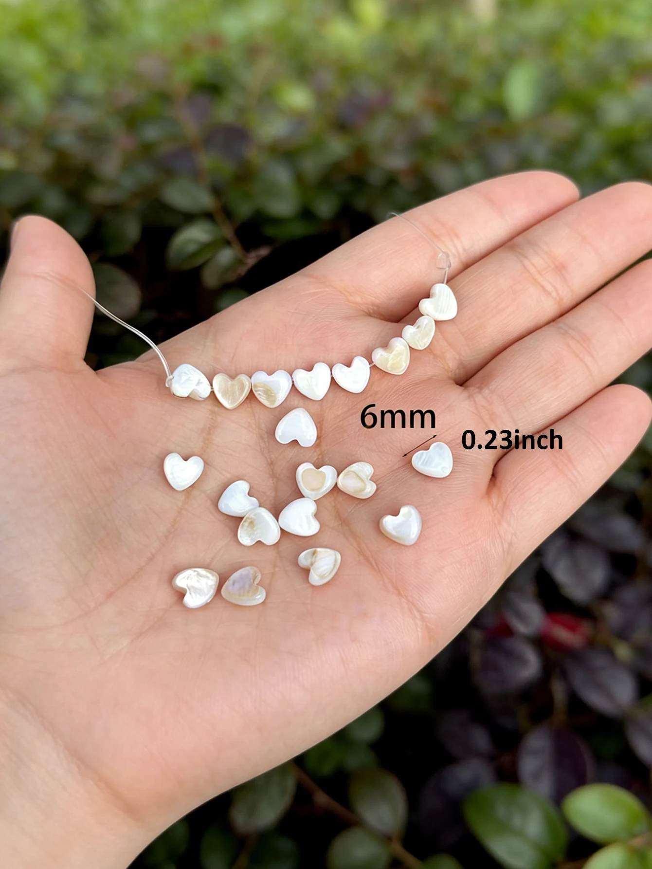 20 Pieces of 6mm Natural White Shell Heart-Shaped Beads, Suitable for Making Earrings and Necklaces, DIY Jewelry Accessories and Beading
