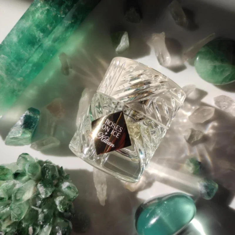 50ml Unisex Floral Perfume Long Lasting Fresh Clean Elegant Fragrance Romantic Luxury Scent Spray Ideal Gift for Men and Women