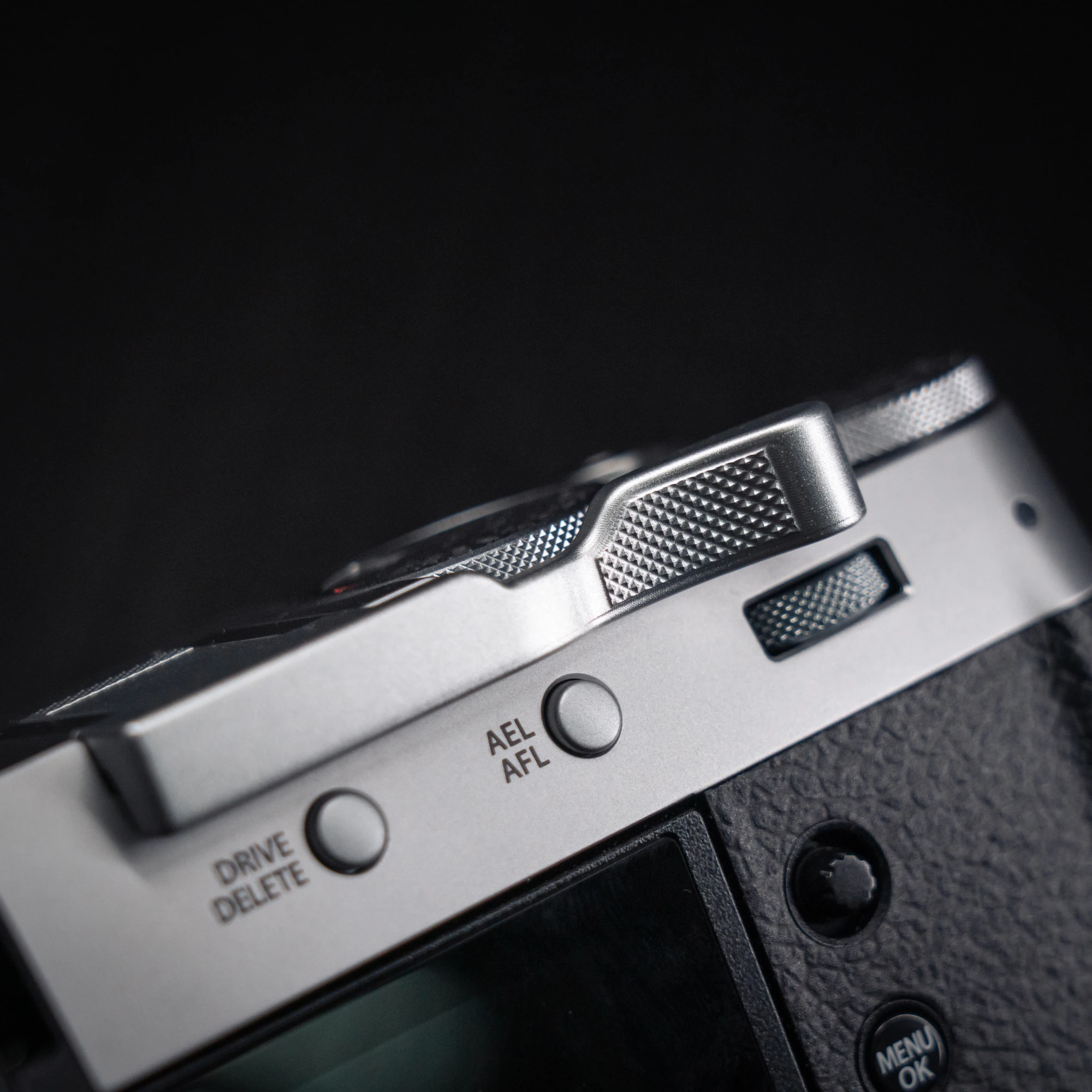 Aluminium-Metall-Handgriff für Fujifilm X100V Fuji X100VI Kamera – Daumenaufsteckgriff – Detail 6