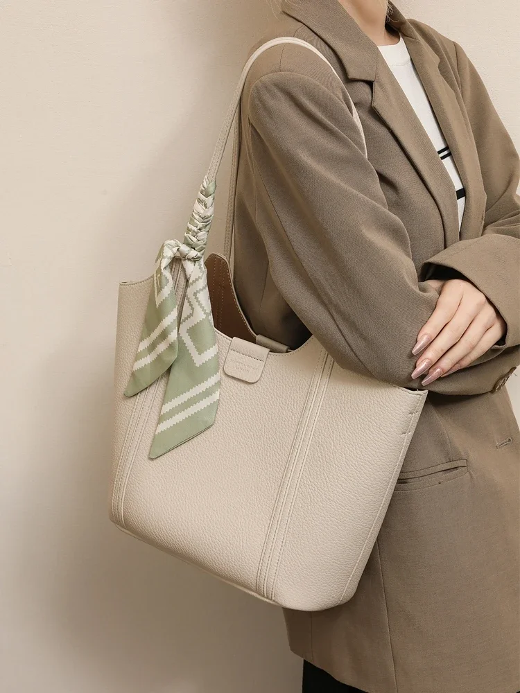 

Women's Large Capacity Shoulder Bag Armpit Bag Ladies Genuine Leather Commuter Shopper Bags High Quality Luxury Handbag Big Tote