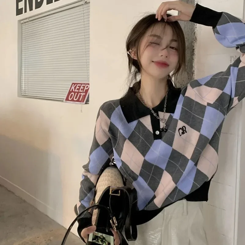 

2024 Vintage Contrast Color Crop Tops Argyle Plaid Turn Down Collar Knitted Pullovers Autumn Winter New Korean Fashion Sweaters