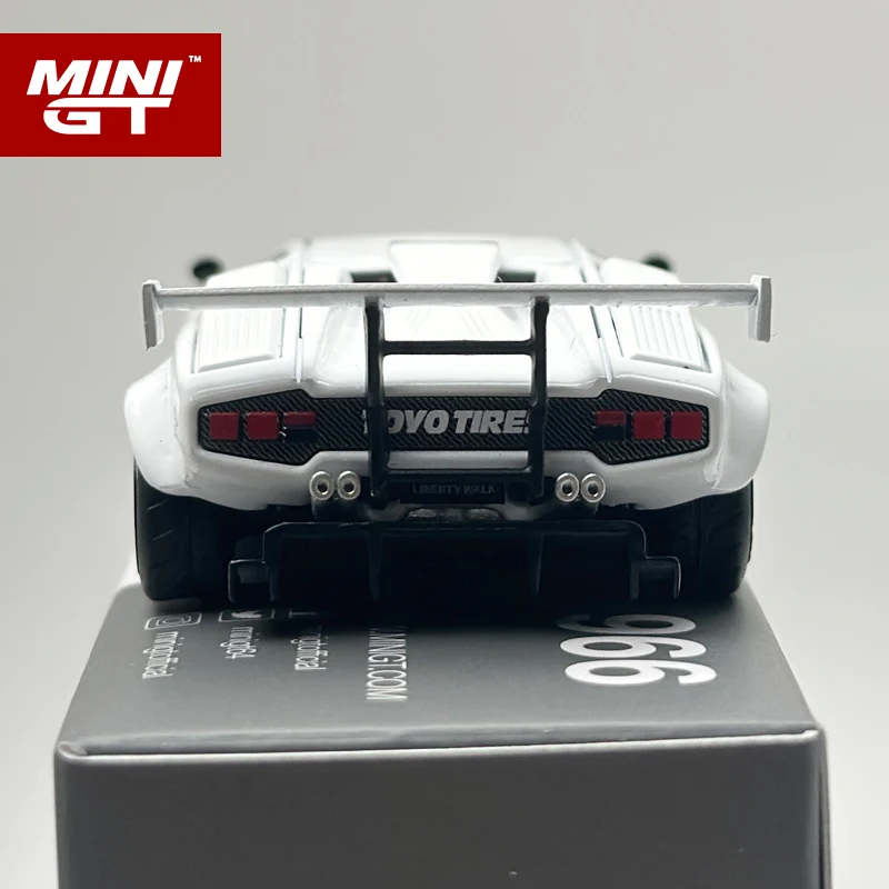 MINIGT 1:64 Lamborghini Countach LB-WORKS White 2024 alloy car