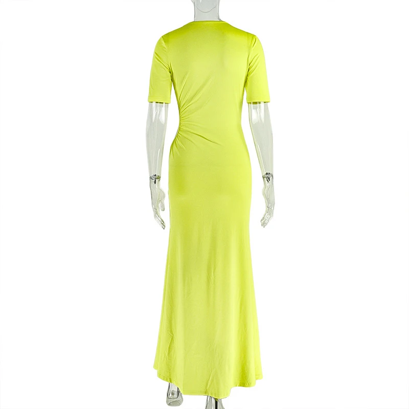 OMSJ 여름 불규칙 컷아웃 반팔 라운드넥 주름 슬림 사이드 슬릿 롱 드레스 여성 휴가 스타일 섹시 의류