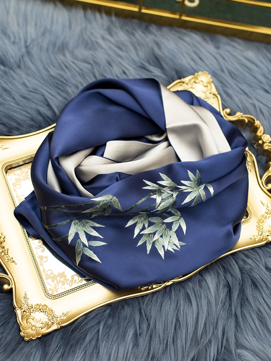 

Authentic Silk Scarf Silk Autumn Winter Suzhou Embroidery Gift for Elderly Foreign Friends Square Shawl Chinese Style