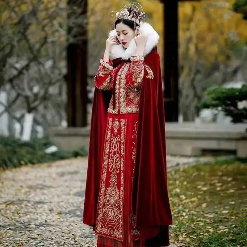 

Women Chinese Traditional Embroidery Red Velvet Cape Cloak Female Cosplay Costume Hanfu Winter Warm Thick Hanfu Long Cloak