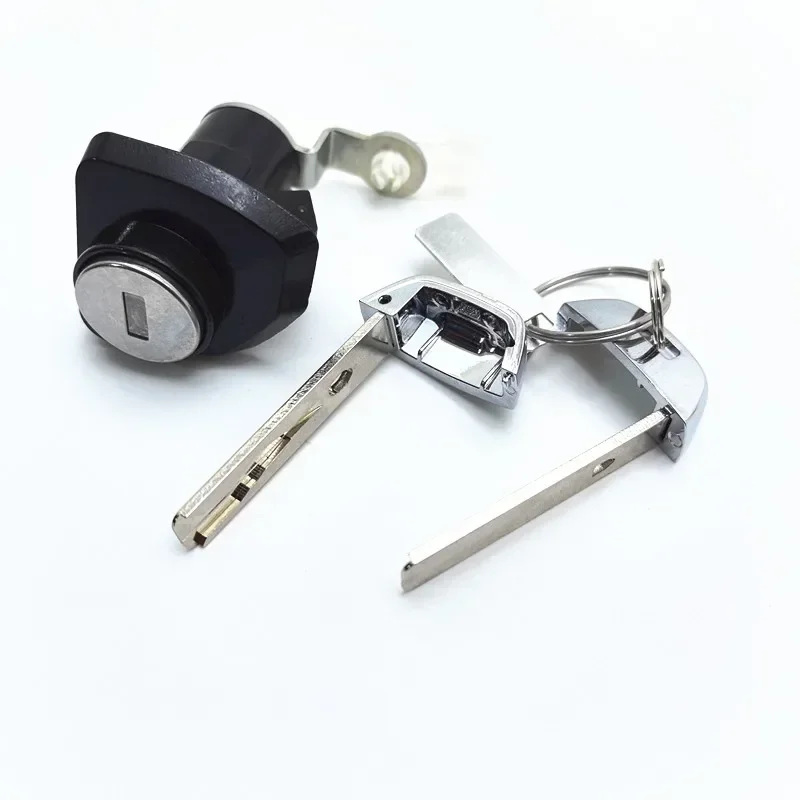 Door Lock Assy for BYD YUAN PLUS Left Front Door Lock Cylinder Key Lock Core SC2E-6105300, HA3HA-6105300
