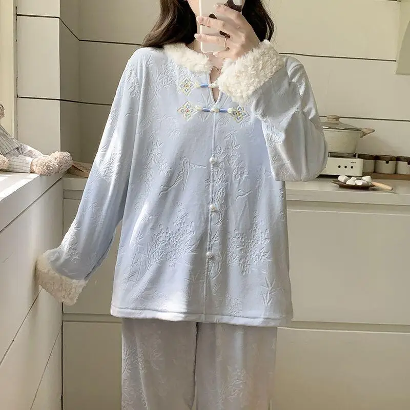 

New Chinese Style Embroidered Pajamas Women Autumn Winter Loose Round Neck Pullover Warm Coral Fleece Homewear Set Cute Kawaii