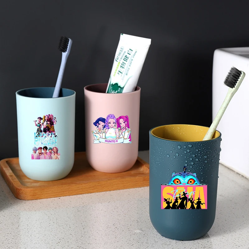 KPop デーモンハンターズホット映画ウォーターカップ歯ブラシカップ漫画アニメマウスウォッシュカップ子供用ウォーターカップ少年少女の誕生日プレゼント