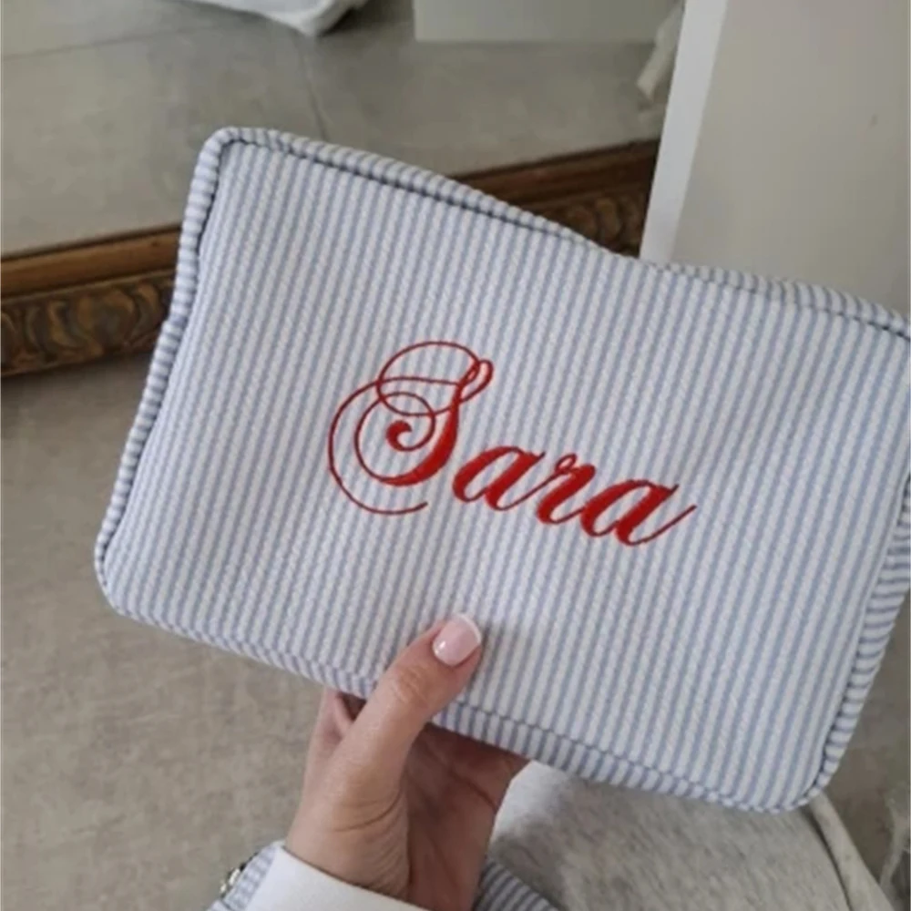 New Personalized Cosmetic Bag Women's Birthday Gift Travelling Toiletry Bag Custom Name Cotton Wedding Bride Gift Makeup Bags