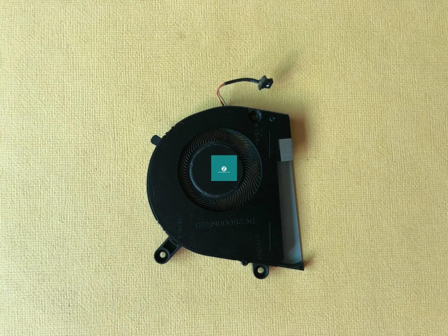 Genuine FOR DELL Inspiron 7490 10 GEN FAN 0YV2YK YV2YK