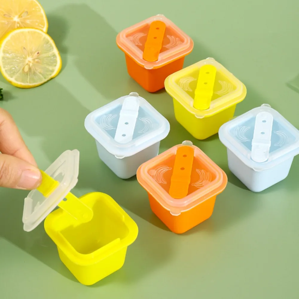 

Square Ice Cream Mold with Handle Chocolate Pastry Tools Ice Block Molds Summer PP Ice Cube Tray for Whiskey Juice Coffee Drinks