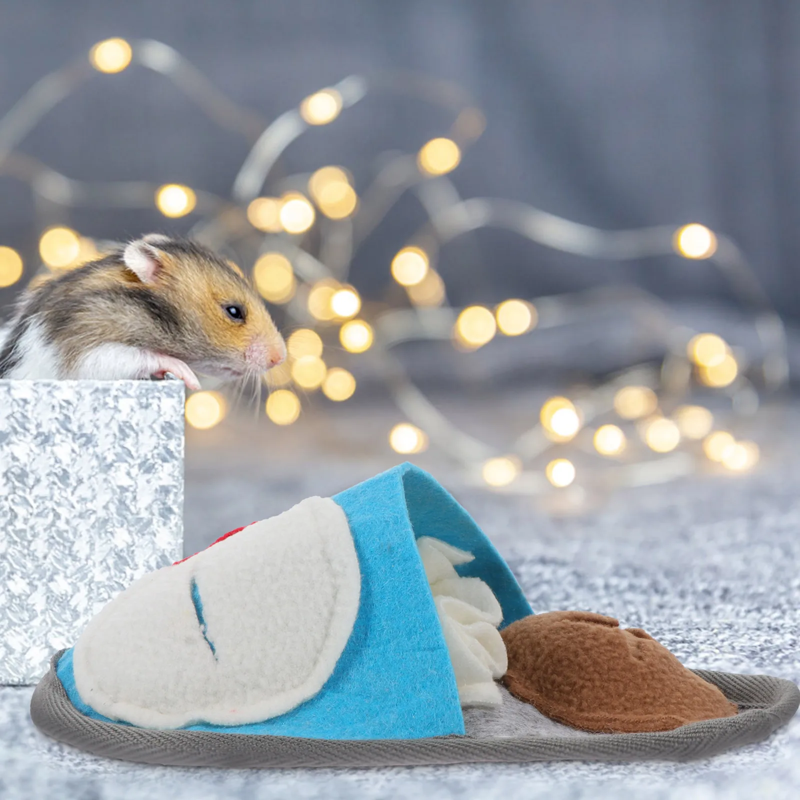 

Pet Sniffing Mat For Rabbits Hamster Foraging Bunny Training Plaything Small Pet Feeding Cushion Treat Dispenser Activity