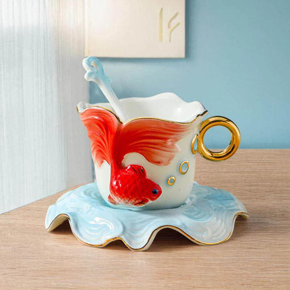 3D Goldfish Shape Coffee Mug, Luxury Enamel Ceramic Cup with Spoon, High Temperature Resistant Porcelain, Unique Gift Box C06-7