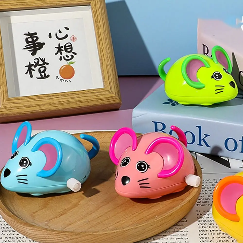 Jouet mécanique en plastique amusant, petite chaîne de course, souris, jouet oscillant, jouet mécanique intéressant, ornement de bureau