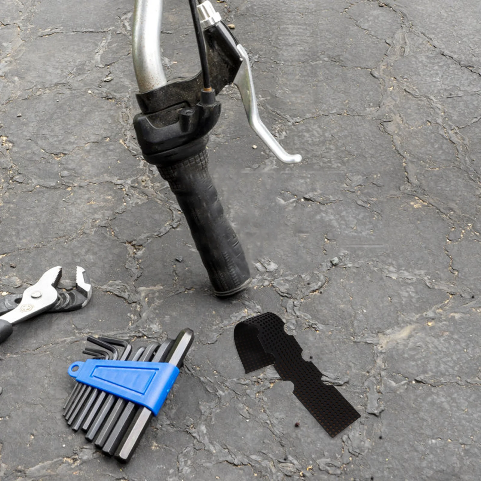 

2Pcs Silicone Handlebar Pads for Bike Shock Absorption Anti-Skid Comfortable Fit All Weather Replacement Bar Cushions Bicycle