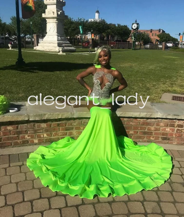 Fruit Green Sparkly Trumpet Evening Party Dresses for Black Girl custmosized Diamond Feather Sheer Prom Birthday Gala Gown