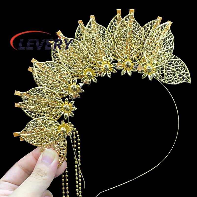 

Levery Gold Crowns Hair Bands Cosplay Goddess Headdress Halo Crowns Party Halloween Costume Round Headband with tassels