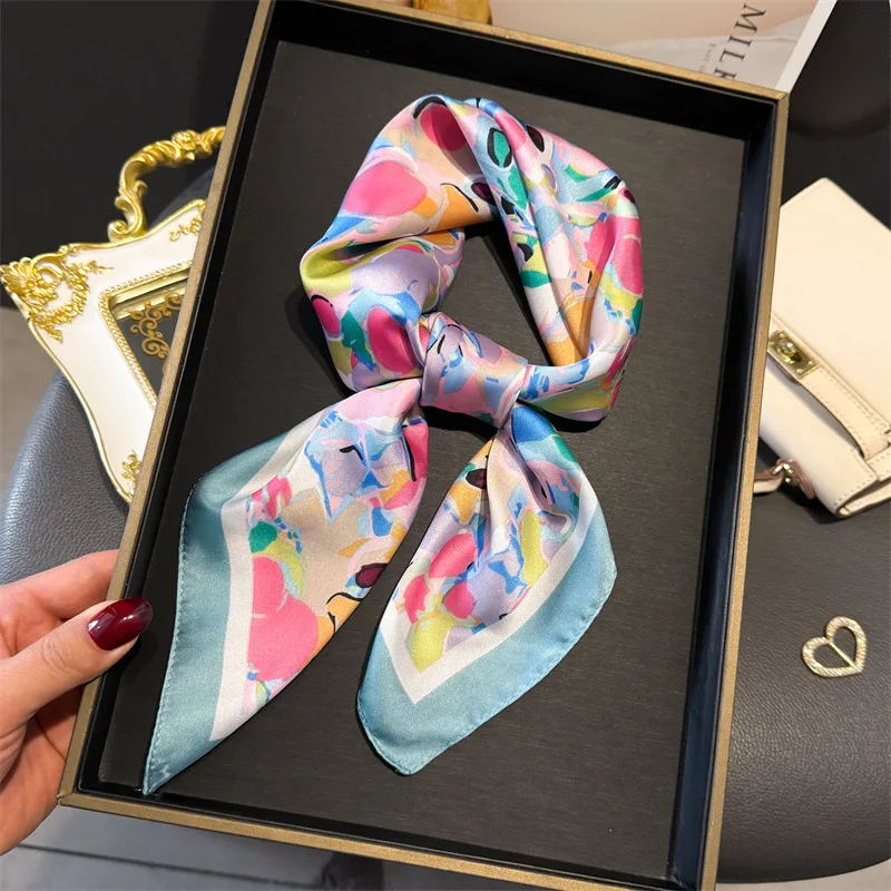 Böhmischen Stil Druck Luxus Marke Seide Quadrat Schal Frauen Satin Schals Halstuch Wrap Schals Bandana Haar Hjiab Floral