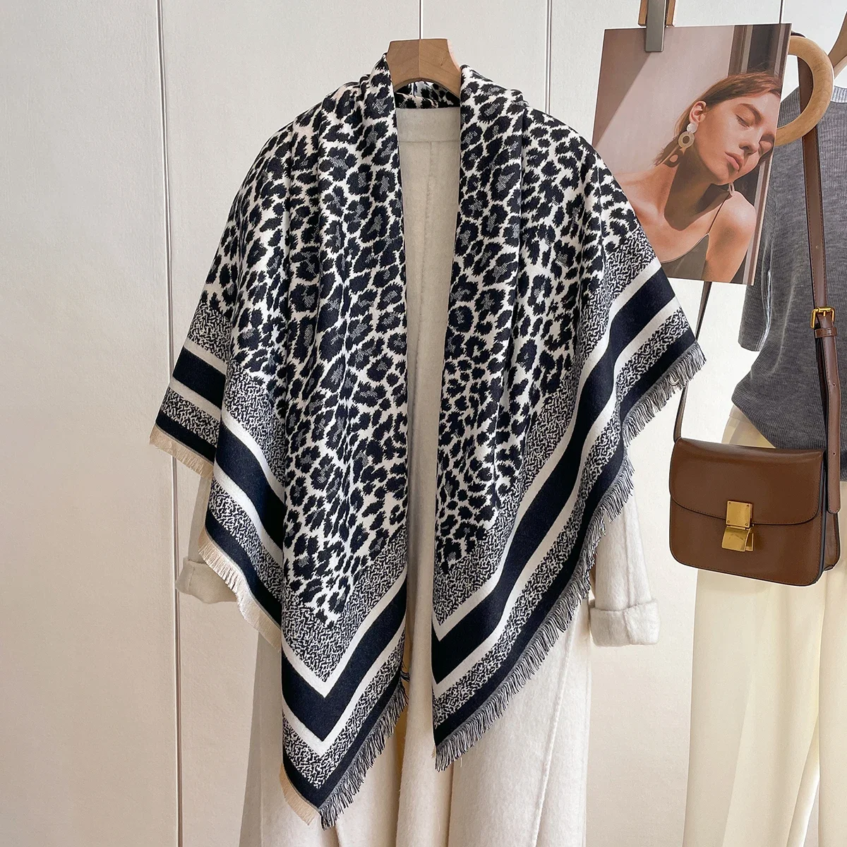 جديد شتاء دافئ وشاح الكشمير النساء الباشمينا تصميم طباعة شالات التفاف الإناث بطانية سميكة لينة Bufanda الشالات منديل الموضة