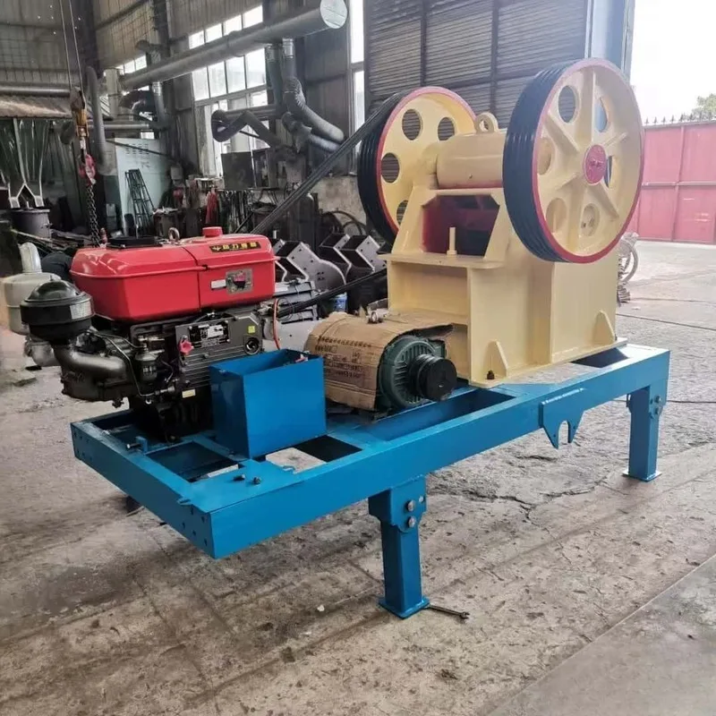 ในสต็อกมือถือดีเซลเครื่องยนต์แบบพกพาคอนกรีต Rock Gold Mining Stone แร่เหล็กขนาดเล็ก Jaw Crusher รายชื่อราคา PE150 * 250 1-3 T/H