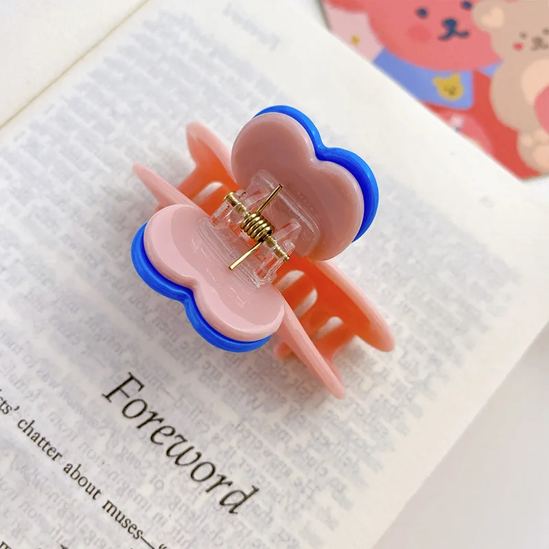 2022 New 5.5 CM Small Korean Two Color Cute Girls Love Hair Accessories Pink Blue Hair Claws Acetate Shape Heart Claw For Woman image 4