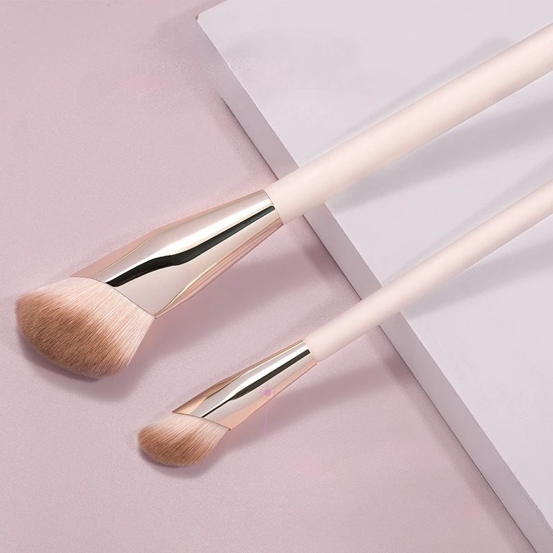 Pędzel do podkładu z ukośną główką, pędzel do korektora, pędzle do makijażu twarzy do płynnych, kremowych i pudrowych produktów, pędzle do konturowania twarzy, narzędzia do makijażu.