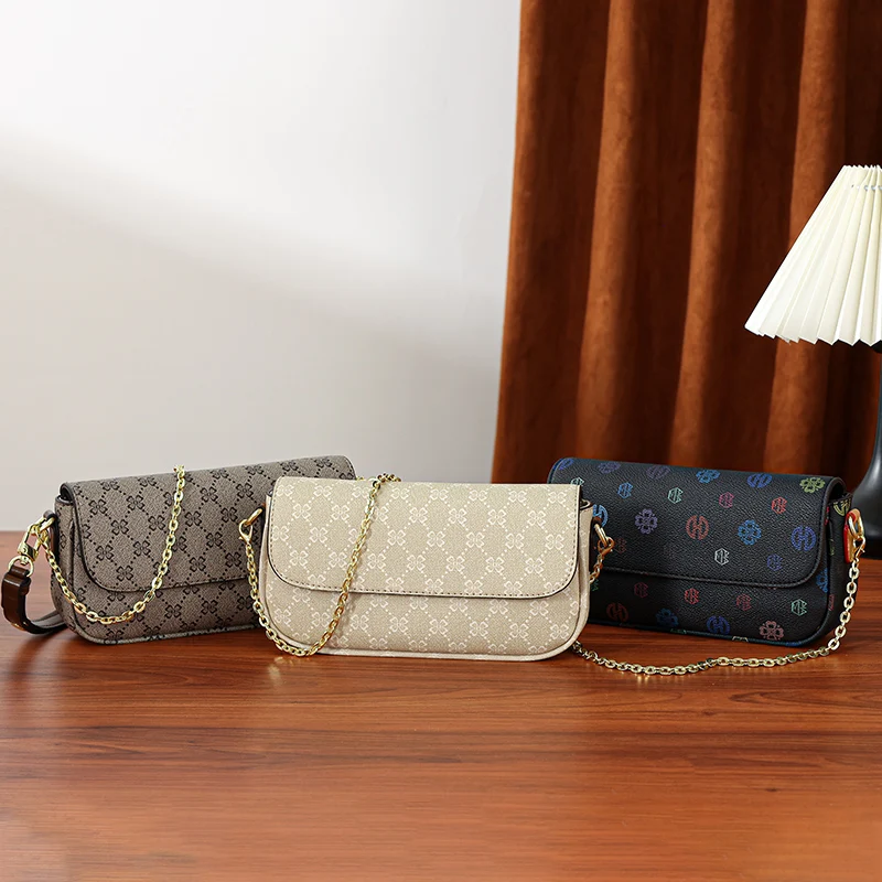 

Женская сумка через плечо с принтом под мышками, модная сумка на ремне из ПВХ, небольшой кошелек на плечо с регулируемым ремешком