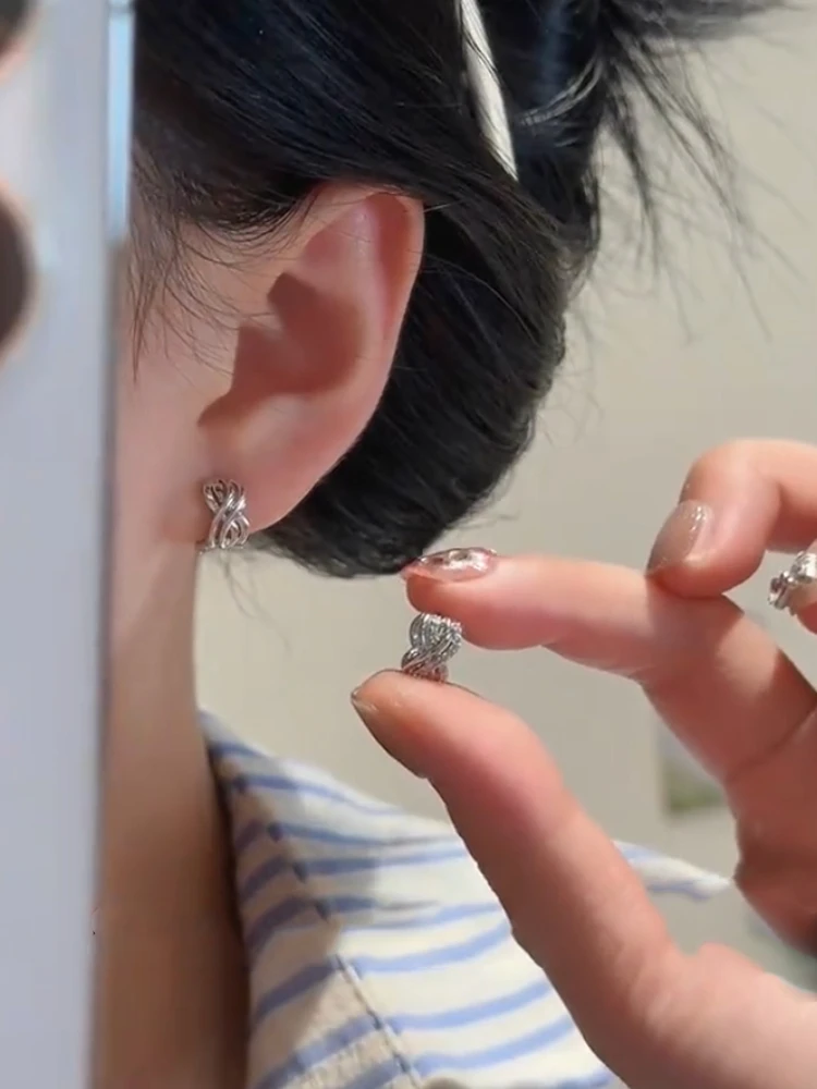 brincos-de-orelha-estilo-coreano-com-diamantes-incrustados-elegantes-para-o-dia-a-dia-pequenos-e-versateis-joias-de-orelha