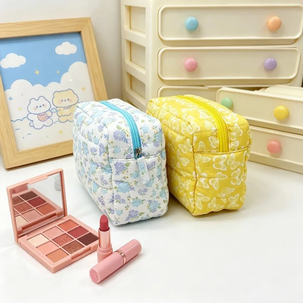 Portable Quilted Cosmetic Bag Soft Cotton Large Capacity Toiletry Bag Floral Print Butterfly Pattern Wash Bag Women Girls