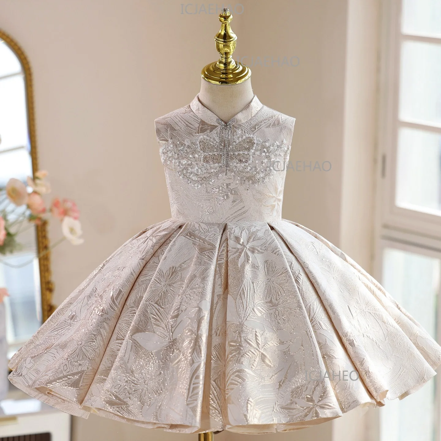 2026 SleevelessBaby Girl 1st Birthday Banquet Gown Flower Girl Princess Dress Kids Host New Dress  Performance Children Costume - view 5