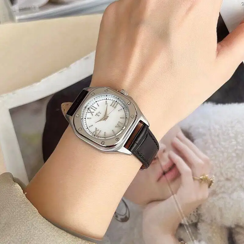 

Square-Faced Women'S WatchThin Design, Personalized Gold Color, Vintage Style, Bold And Fashionable, High-End Women'S Timepiece.