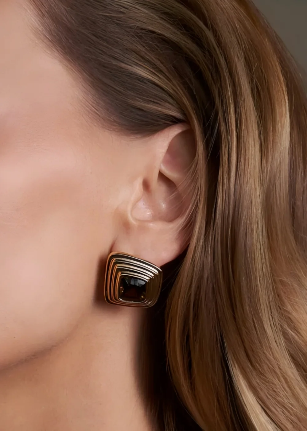 Schmuckzubehör-Set für Damen aus Edelstahl mit Obsidian-Einlagen, strukturiertes Metall, 18K vergoldeter Schmuck, Geschenkidee – Detail 4