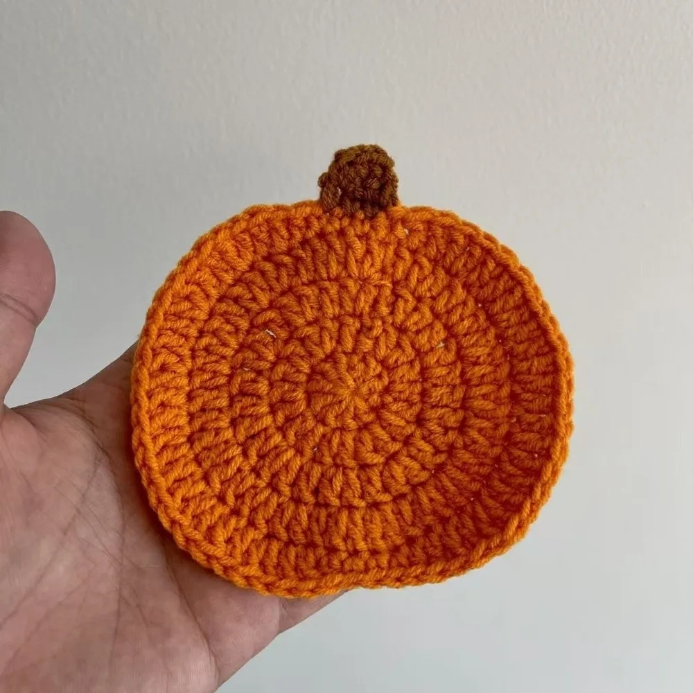 Creative Halloween Pumpkin Coasters Crochet Handmade Knit Cup Mats Heat-resistant Coffee Mugs Mats Fall Table Decor