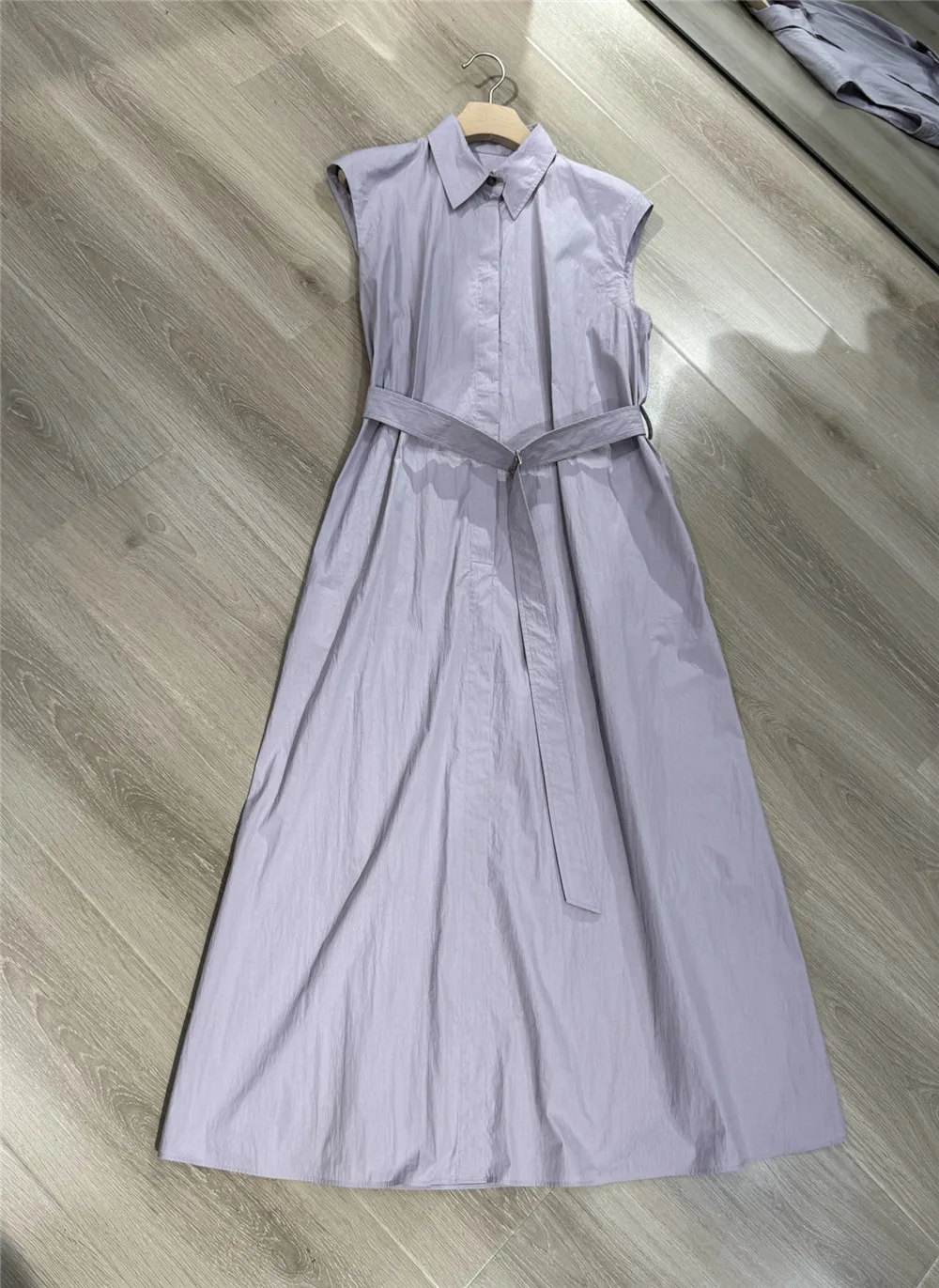 

Summer Women's Sleeveless Shirt Dress Temperament Slimming Long Skirt