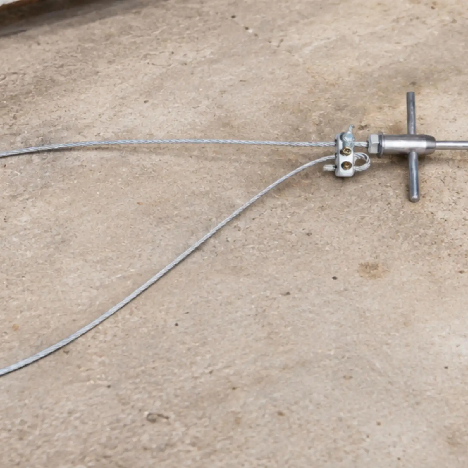 Hog Catching Pole with Self Locking Mechanism Adjustable Pig Restraint Pole with Locking Loop Heavy Duty Stainless Steel Pig